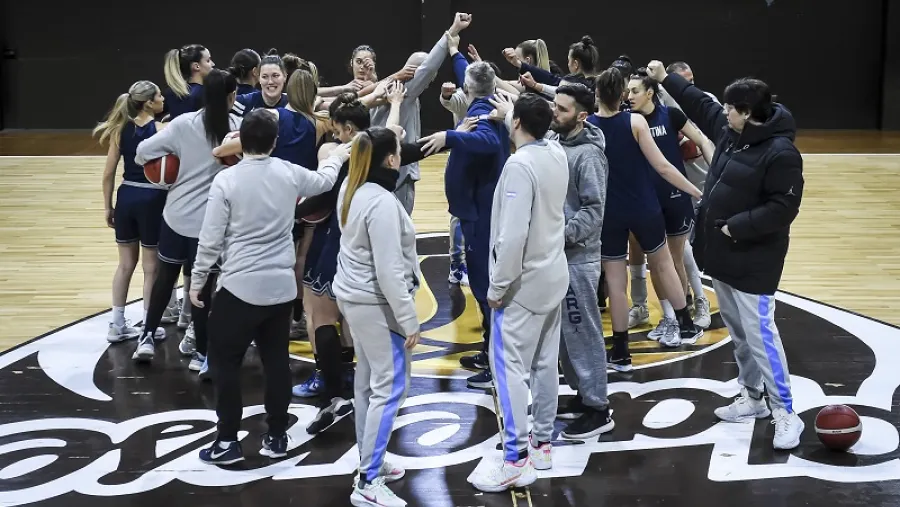 Tres basquetbolistas entrerrianas jugarán el Sudamericano con la selección argentina Tres basquetbolistas entrerrianas jugarán el Sudamericano con la selección argentina