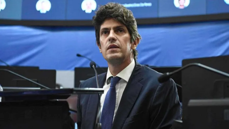 senador Martín Lousteau senador Martín Lousteau