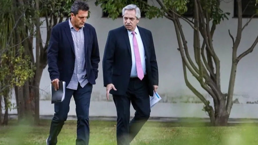 Fernández y Massa delinearon la agenda parlamentaria de fin de año Fernández y Massa delinearon la agenda parlamentaria de fin de año