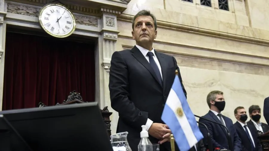 Durante el fin de semana, Massa se reunirá con su círculo de allegados para definir cuáles serán las medidas que anunciará el miércoles. Durante el fin de semana, Massa se reunirá con su círculo de allegados para definir cuáles serán las medidas que anunciará el miércoles.