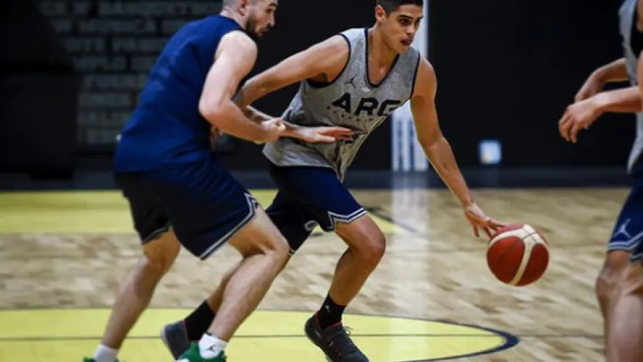 Básquet: con “Matute” Solanas, la selección argentina comenzó los entrenamientos en Obras Básquet: con “Matute” Solanas, la selección argentina comenzó los entrenamientos en Obras