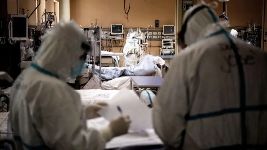 El total de infectados por coronavirus asciende a 471.806 personas y las víctimas fatales suman un total de 9.807. El total de infectados por coronavirus asciende a 471.806 personas y las víctimas fatales suman un total de 9.807.
