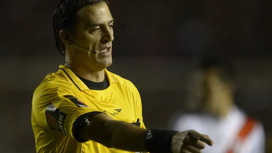 Mauro Vigliano dirigirá la visita de Patronato al líder River en el Monumental Mauro Vigliano dirigirá la visita de Patronato al líder River en el Monumental