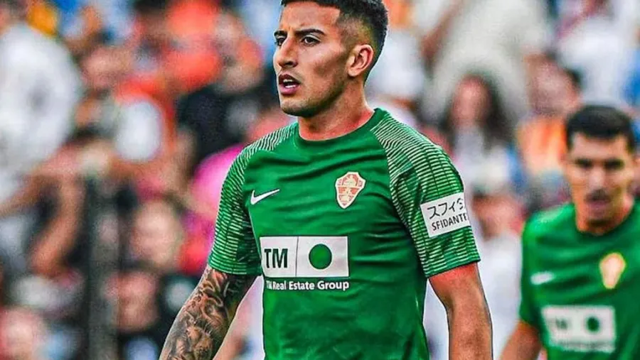 Fernández Mercau es otra de las “sorpresas” de la lista previa de Scaloni para Qatar 2022 Fernández Mercau es otra de las “sorpresas” de la lista previa de Scaloni para Qatar 2022