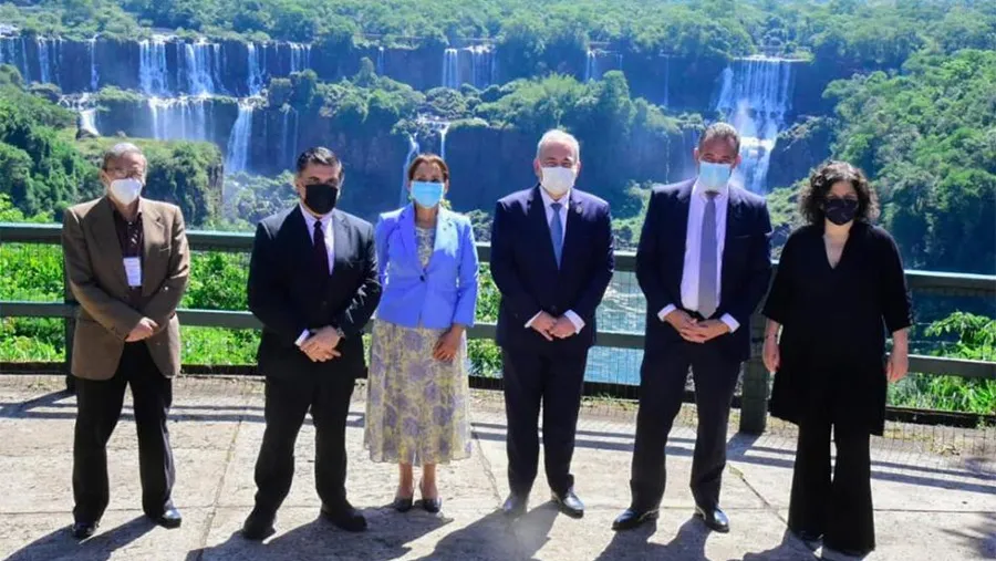 Imagen de archivo de los ministros de Salud del Mercosur. Vizzotti realizó una convocatoria al participar de una reunió con sus pares para responder de manera conjunta ante la viruela del mono. Imagen de archivo de los ministros de Salud del Mercosur. Vizzotti realizó una convocatoria al participar de una reunió con sus pares para responder de manera conjunta ante la viruela del mono.