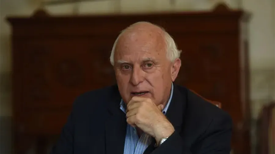 Miguel Lifschitz, ex gobernador santafesino y otrora intendente de Rosario. Miguel Lifschitz, ex gobernador santafesino y otrora intendente de Rosario.