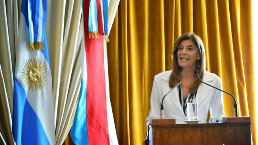 Imagen de archivo de la vocal Claudia Mizawak. Imagen de archivo de la vocal Claudia Mizawak.