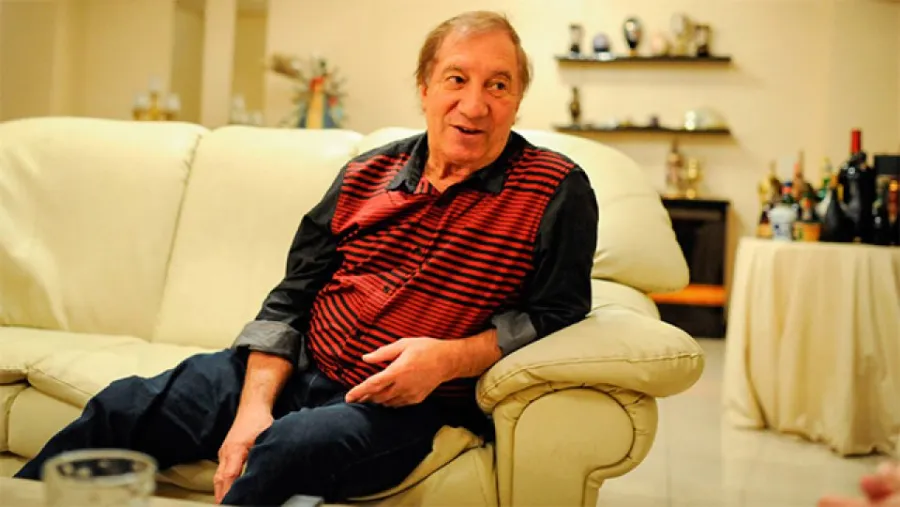 Carlos Bilardo Con un tercer test, descartaron que Carlos Bilardo tenga coronavirus