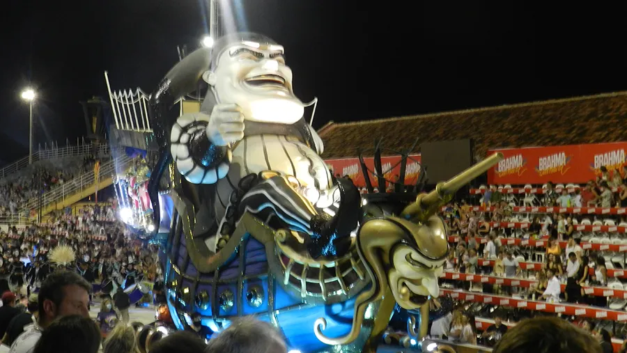 O´Bahía del Club Pescadores fue la que inauguró la segunda noche en el Corsódromo. O´Bahía del Club Pescadores fue la que inauguró la segunda noche en el Corsódromo.
