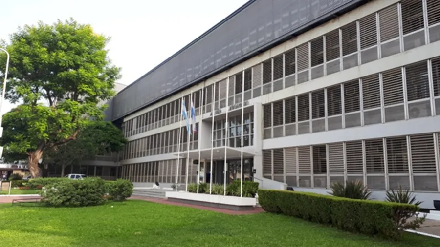 La Oficina de Medidas Alternativas verifica el cumplimiento de la suspensión de juicio a prueba y en algunos casos de condenas de ejecución condicional. La Oficina de Medidas Alternativas verifica el cumplimiento de la suspensión de juicio a prueba y en algunos casos de condenas de ejecución condicional.