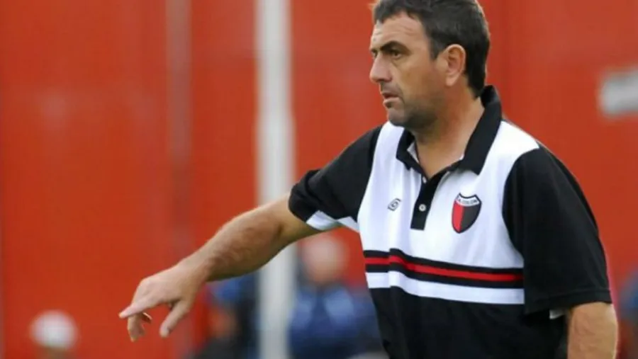 Diego Osella El exPatronato Diego Osella volverá a dirigir a Colón de Santa Fe
