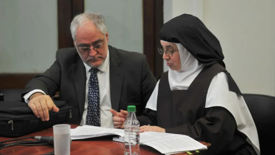 Carmelitas: rechazaron la vía de la Corte Suprema a la monja Toledo Carmelitas: rechazaron la vía de la Corte Suprema a la monja Toledo