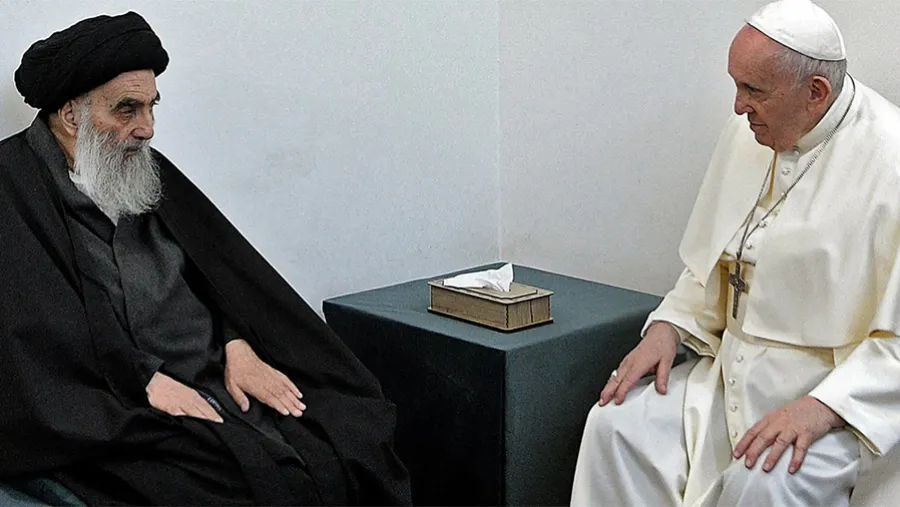 Diálogo histórico. Francisco visitó a Al-Sistani en su residencia. Diálogo histórico. Francisco visitó a Al-Sistani en su residencia.