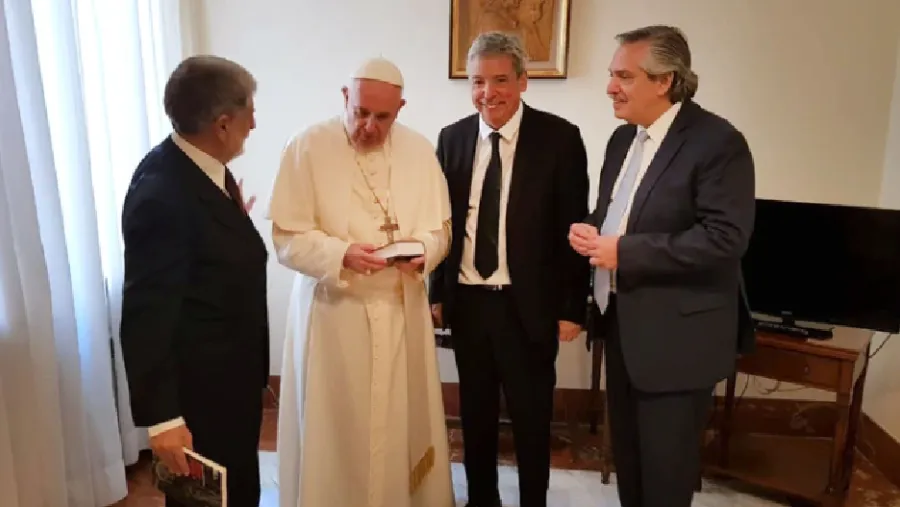Fernández y el Papa Fernández y el Papa