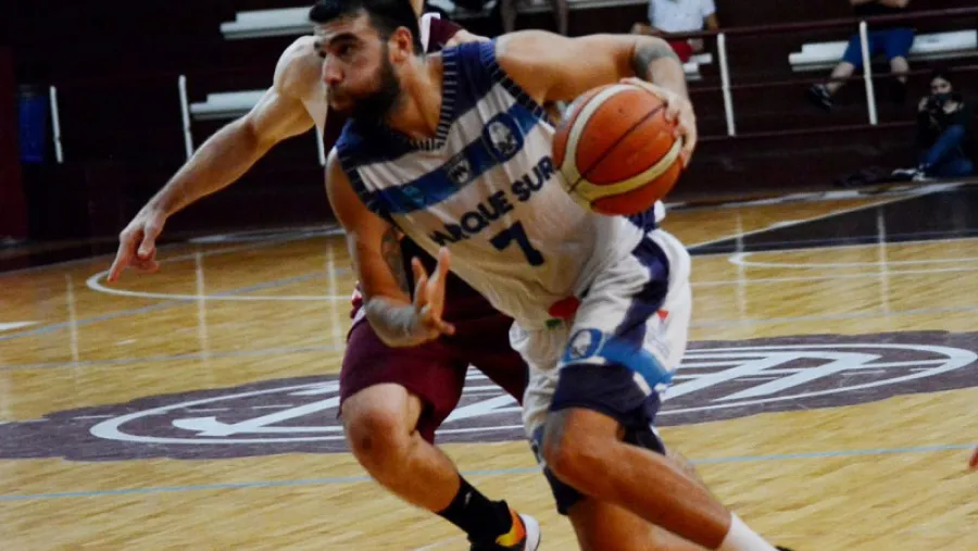 Básquet: Parque Sur dio la nota para festejar su primer triunfo en la Liga Argentina Básquet: Parque Sur dio la nota para festejar su primer triunfo en la Liga Argentina