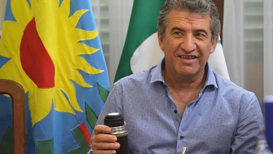 La causa en torno al supuesto delito de enriquecimiento ilícito que se le sigue a Sergio Daniel Urribarri, tendrá mañana un nuevo capítulo vinculado con el empresario paraguayo Diego Armando Cardona Herreros, sindicado como “testaferro”. La causa en torno al supuesto delito de enriquecimiento ilícito que se le sigue a Sergio Daniel Urribarri, tendrá mañana un nuevo capítulo vinculado con el empresario paraguayo Diego Armando Cardona Herreros, sindicado como “testaferro”.