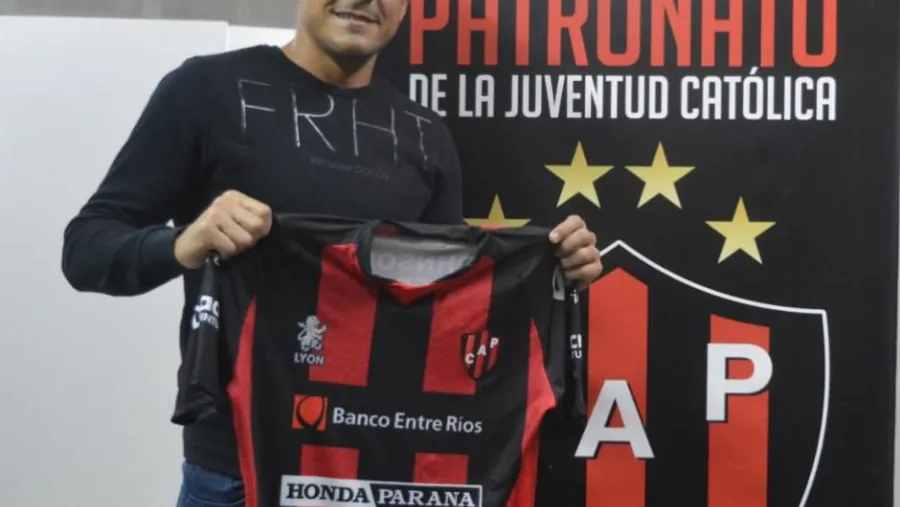 Cristian Tarragona firmó su contrato con Patronato: “Espero aportar para seguir sumando” Cristian Tarragona firmó su contrato con Patronato: “Espero aportar para seguir sumando”