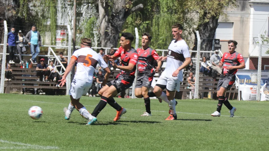 En Reserva, Patronato perdió por goleada frente a Platense En Reserva, Patronato perdió por goleada frente a Platense
