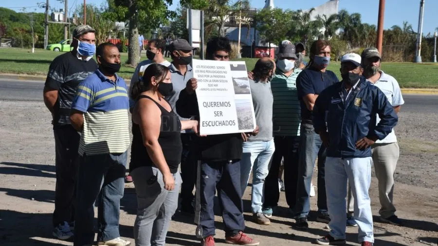 Santa Fe: pescadores fueron atendidos por el gobierno provincial y no hubo corte de ruta Santa Fe: pescadores fueron atendidos por el gobierno provincial y no hubo corte de ruta