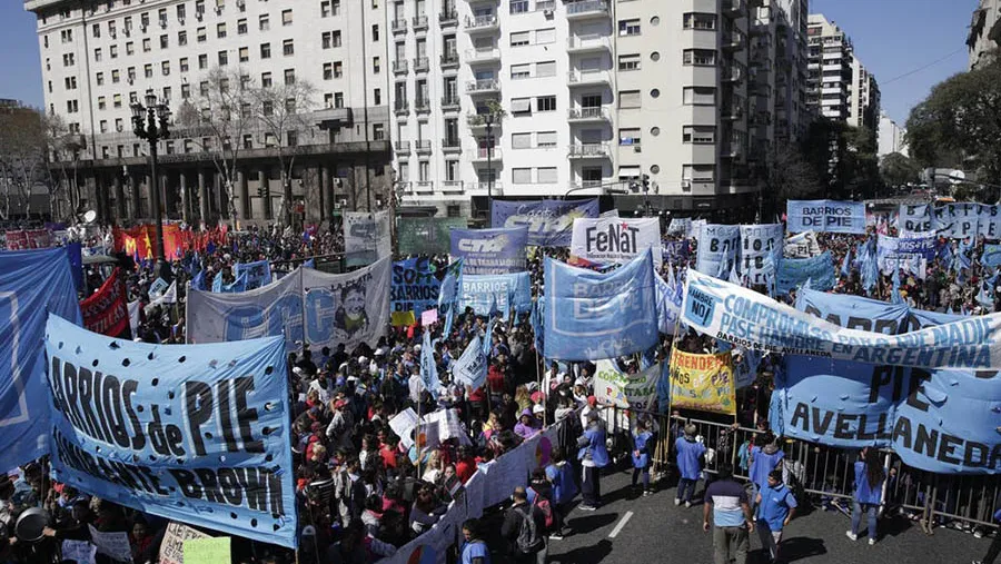 Los movimientos sociales reclamaron la sanción de la ley; las nuevas partidas irán a los comedores. Los movimientos sociales reclamaron la sanción de la ley; las nuevas partidas irán a los comedores.