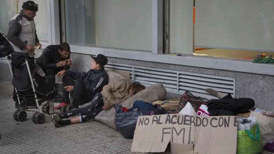 El investigador del Observatorio de la Deuda Social Argentina de la UCA, Eduardo Donza, estimó que hubo un aumento en la pobreza dado que se encuentra en “valores cercanos al 35 por ciento”. El investigador del Observatorio de la Deuda Social Argentina de la UCA, Eduardo Donza, estimó que hubo un aumento en la pobreza dado que se encuentra en “valores cercanos al 35 por ciento”.