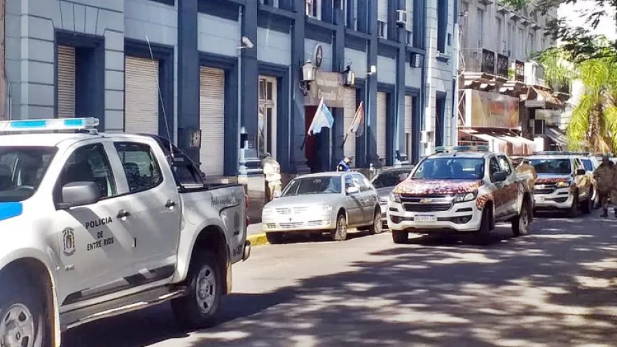 Policía Policía