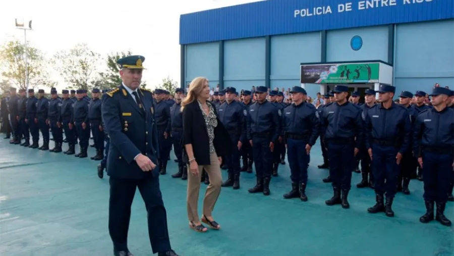 Policía Policía