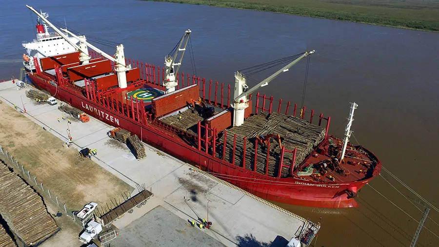 El fiscal de Estado, Julio Rodríguez Signes entiende que es estratégico que la provincia sea parte de la Hidrovía Paraná-Paraguay. El fiscal de Estado, Julio Rodríguez Signes entiende que es estratégico que la provincia sea parte de la Hidrovía Paraná-Paraguay.