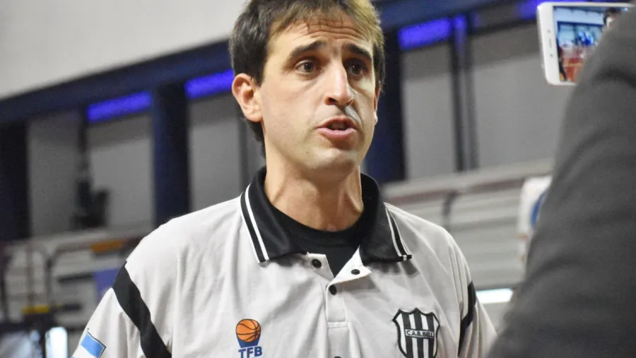 Básquet: Rocamora será presentado el miércoles y el jueves comenzará su pretemporada Básquet: Rocamora será presentado el miércoles y el jueves comenzará su pretemporada