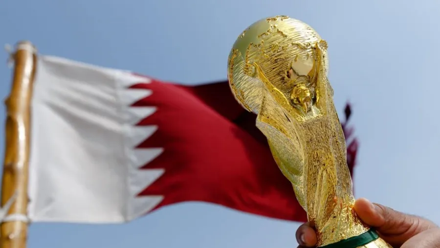 A menos de dos años y medio de la próxima edición de la Copa del Mundo, la FIFA dio a conocer en la mañana de este miércoles el cronograma final de Qatar 2022, que se jugará del 21 de noviembre al 18 de diciembre. A menos de dos años y medio de la próxima edición de la Copa del Mundo, la FIFA dio a conocer en la mañana de este miércoles el cronograma final de Qatar 2022, que se jugará del 21 de noviembre al 18 de diciembre.