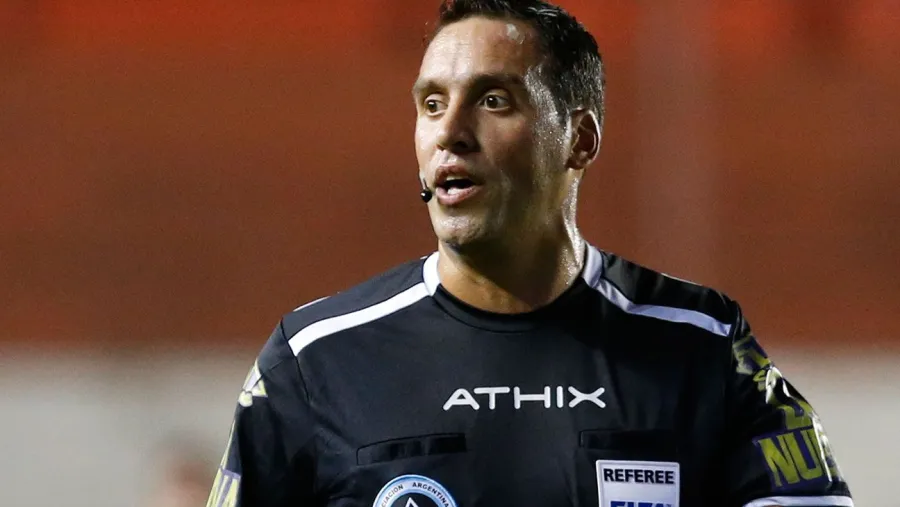Fútbol: designaron a Rapallini para la final de la Copa de la Liga Profesional Fútbol: designaron a Rapallini para la final de la Copa de la Liga Profesional