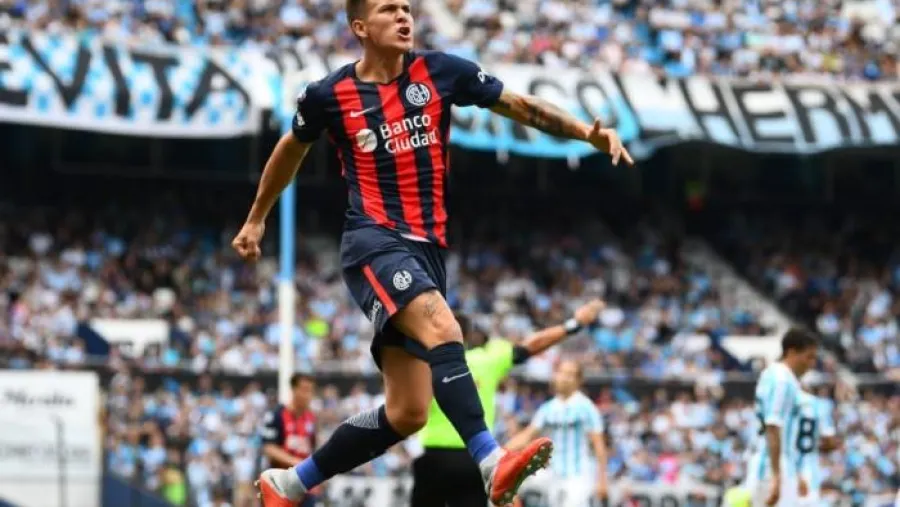 Fútbol: Racing prepara una nueva oferta por el entrerriano Nicolás Reniero Fútbol: Racing prepara una nueva oferta por el entrerriano Nicolás Reniero