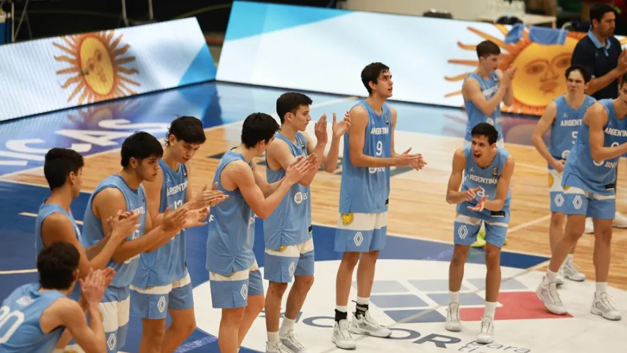 Premundial U16: con el entrerriano Respaud como goleador, Argentina venció al local Premundial U16: con el entrerriano Respaud como goleador, Argentina venció al local