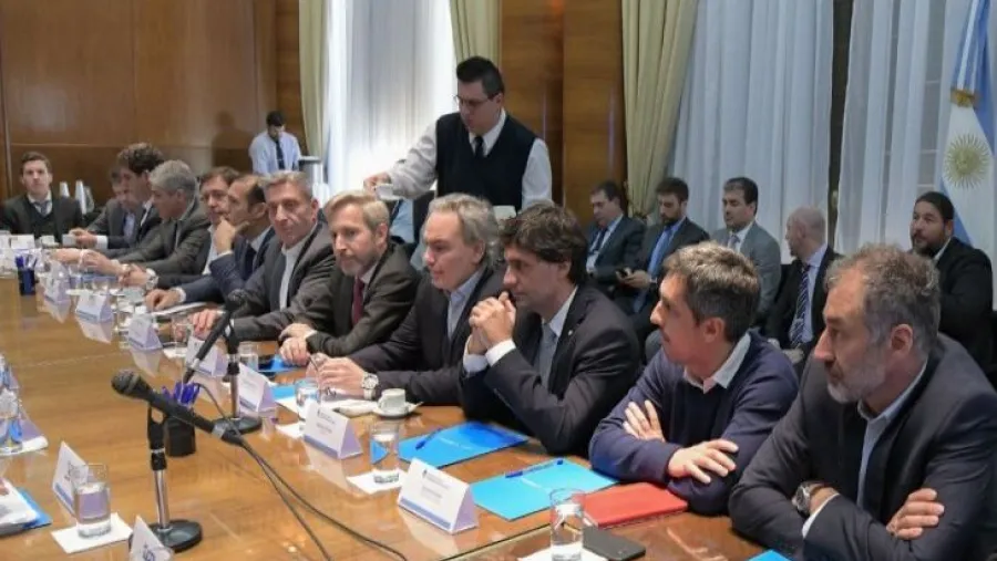 reunión por combustibles reunión por combustibles