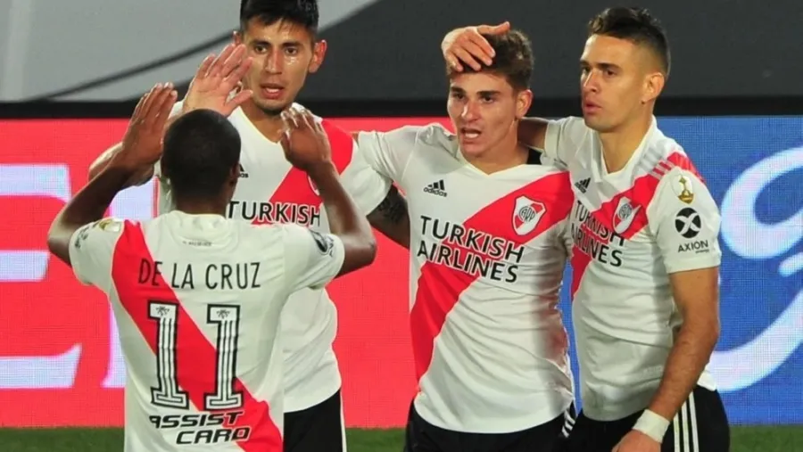 River celebra River celebra