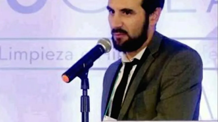 Martín Alejandro Robalo, ex director de Servicios Públicos de la Municipalidad de Federal, admitió haber cometido delitos contra la Administración Pública. Martín Alejandro Robalo, ex director de Servicios Públicos de la Municipalidad de Federal, admitió haber cometido delitos contra la Administración Pública.