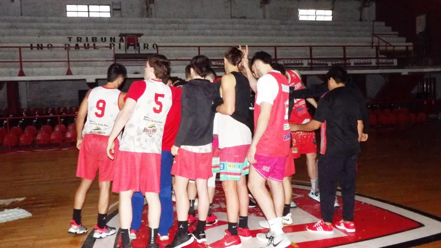 Rocamora se puso en movimiento rumbo a la Liga Argentina de Básquetbol Rocamora se puso en movimiento rumbo a la Liga Argentina de Básquetbol