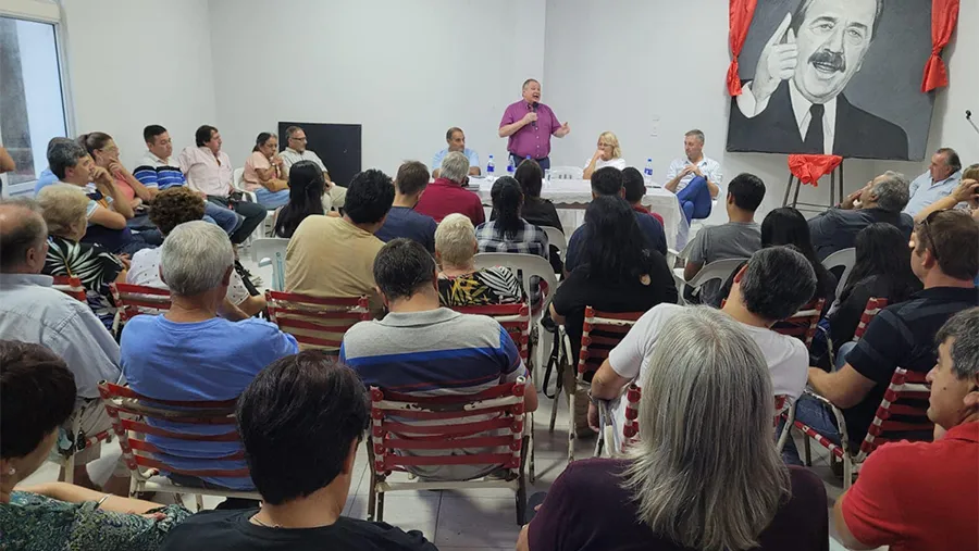 Fabián Rogel, referente del radicalismo entrerriano, manifestó la vocación política de ser gobierno en la provincia en el 2023. Fabián Rogel, referente del radicalismo entrerriano, manifestó la vocación política de ser gobierno en la provincia en el 2023.