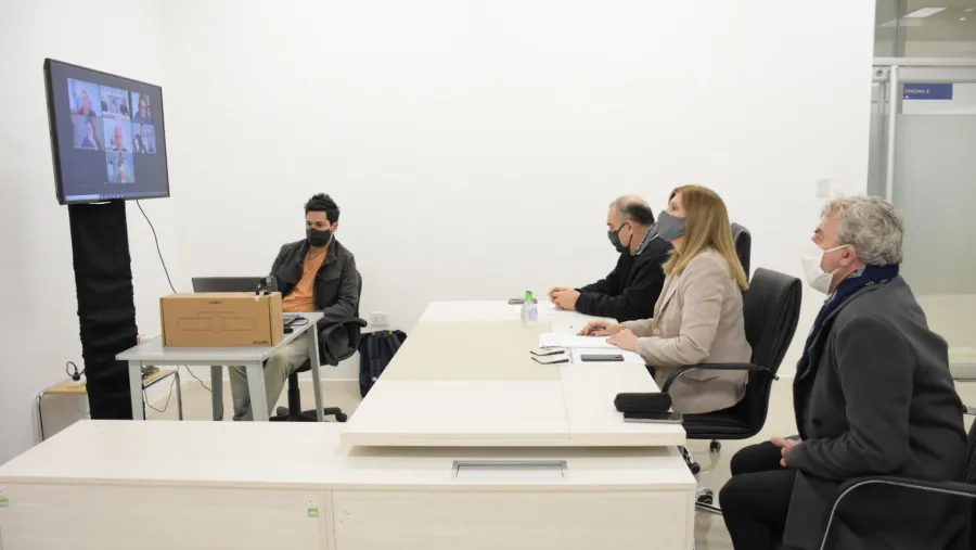 Romero dialogó con legisladores nacionales de Cambiemos Romero dialogó con legisladores nacionales de Cambiemos
