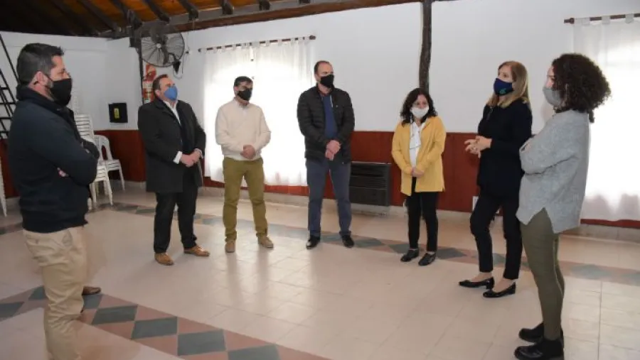 Intendentes vecinalistas respaldaron el proyecto de Emergencia Solidaria Intendentes vecinalistas respaldaron el proyecto de Emergencia Solidaria