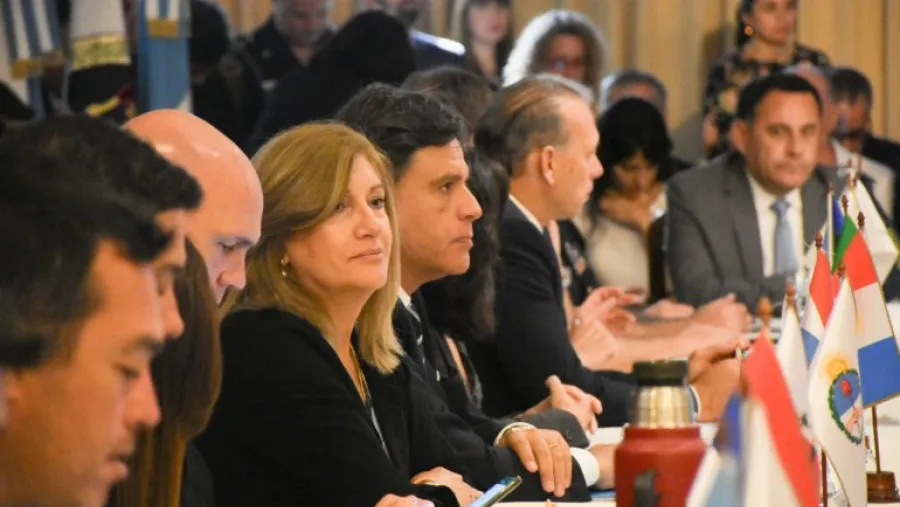 Rosario Romero en el Consejo Federal de Seguridad Rosario Romero en el Consejo Federal de Seguridad