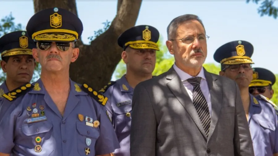 Marcelo Saín junto a jefes policiales Marcelo Saín junto a jefes policiales