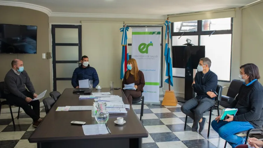 En la provincia analizaron alternativas de combinación de vacunas En la provincia analizaron alternativas de combinación de vacunas