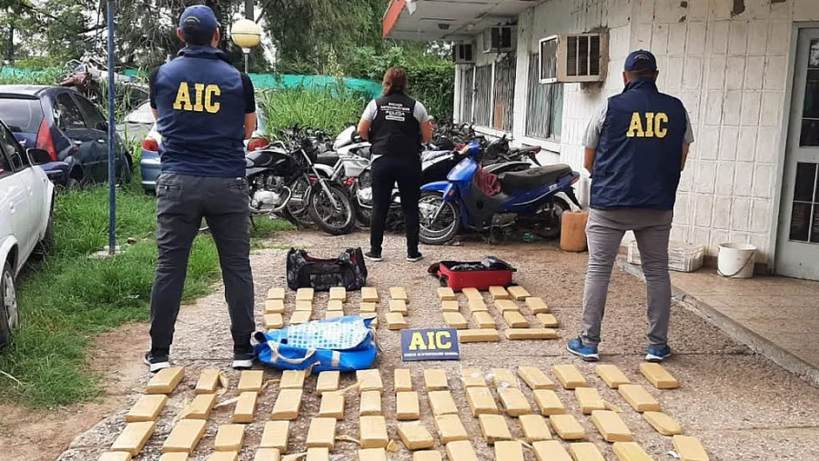 Secuestraron más de 70 kilos de marihuana en Santa Fe Secuestraron más de 70 kilos de marihuana en Santa Fe