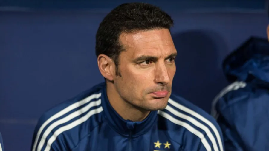 Scaloni confirmó el equipo y aseguró que enfrentarán a “un rival a histórico” Scaloni confirmó el equipo y aseguró que enfrentarán a “un rival a histórico”
