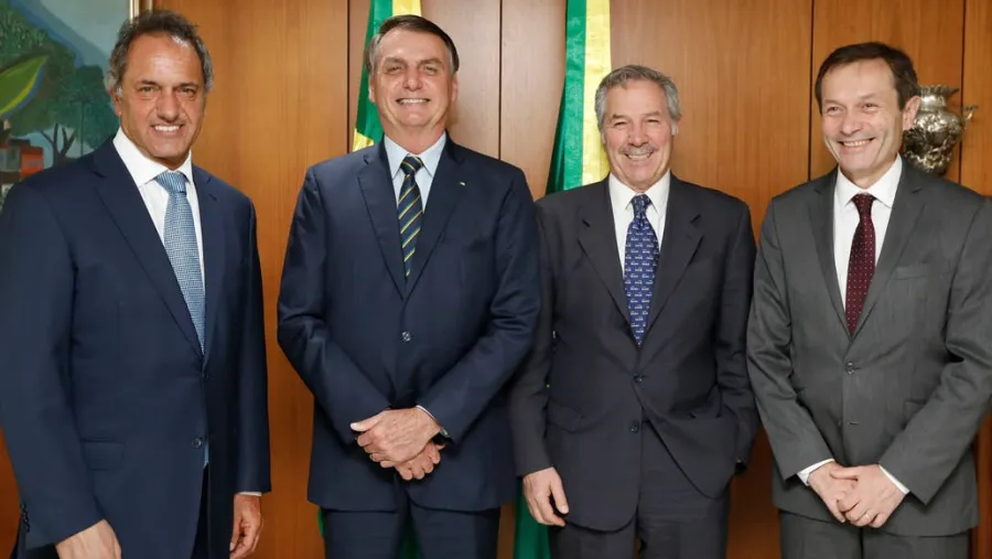 Bolsonaro le propuso a Alberto Fernández reunirse el 1 de marzo en Montevideo Bolsonaro le propuso a Alberto Fernández reunirse el 1 de marzo en Montevideo