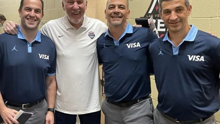 El paranaense Maximiliano Seigorman disfrutó de un encuentro con Greg Popovich El paranaense Maximiliano Seigorman disfrutó de un encuentro con Greg Popovich