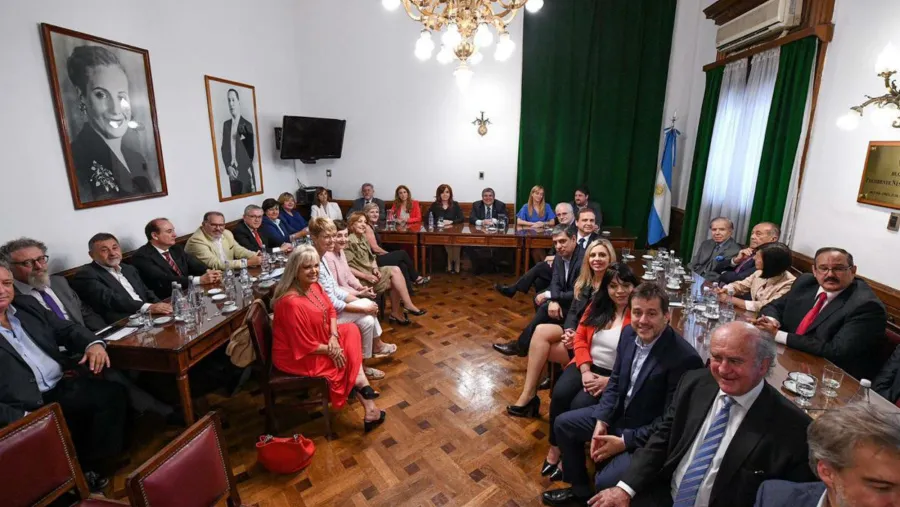Senadores peronistas Senadores peronistas