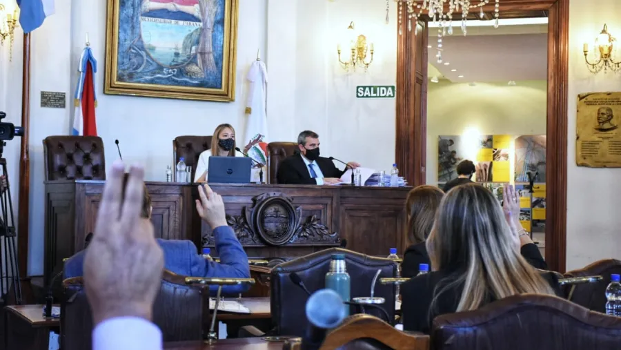 Ingresó el Presupuesto municipal 2021 al Concejo Deliberante Ingresó el Presupuesto municipal 2021 al Concejo Deliberante