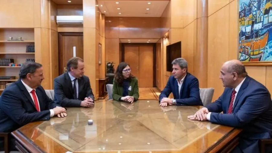 Bordet y otros dos gobernadores se reunieron con Batakis Bordet y otros dos gobernadores se reunieron con Batakis